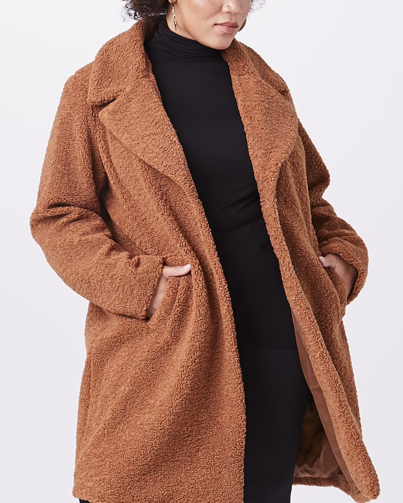 Front of plus size Margaret Oversized Coat by Vero Moda | Dia&Co | dia_product_style_image_id:144091